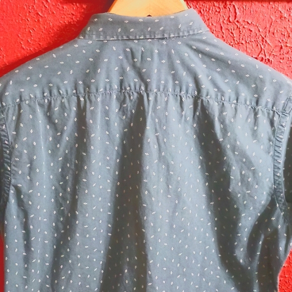 Banana Republic Men's Blue Wash Button down shirt Medium short sleeve 💯 cotton - Picture 4 of 4